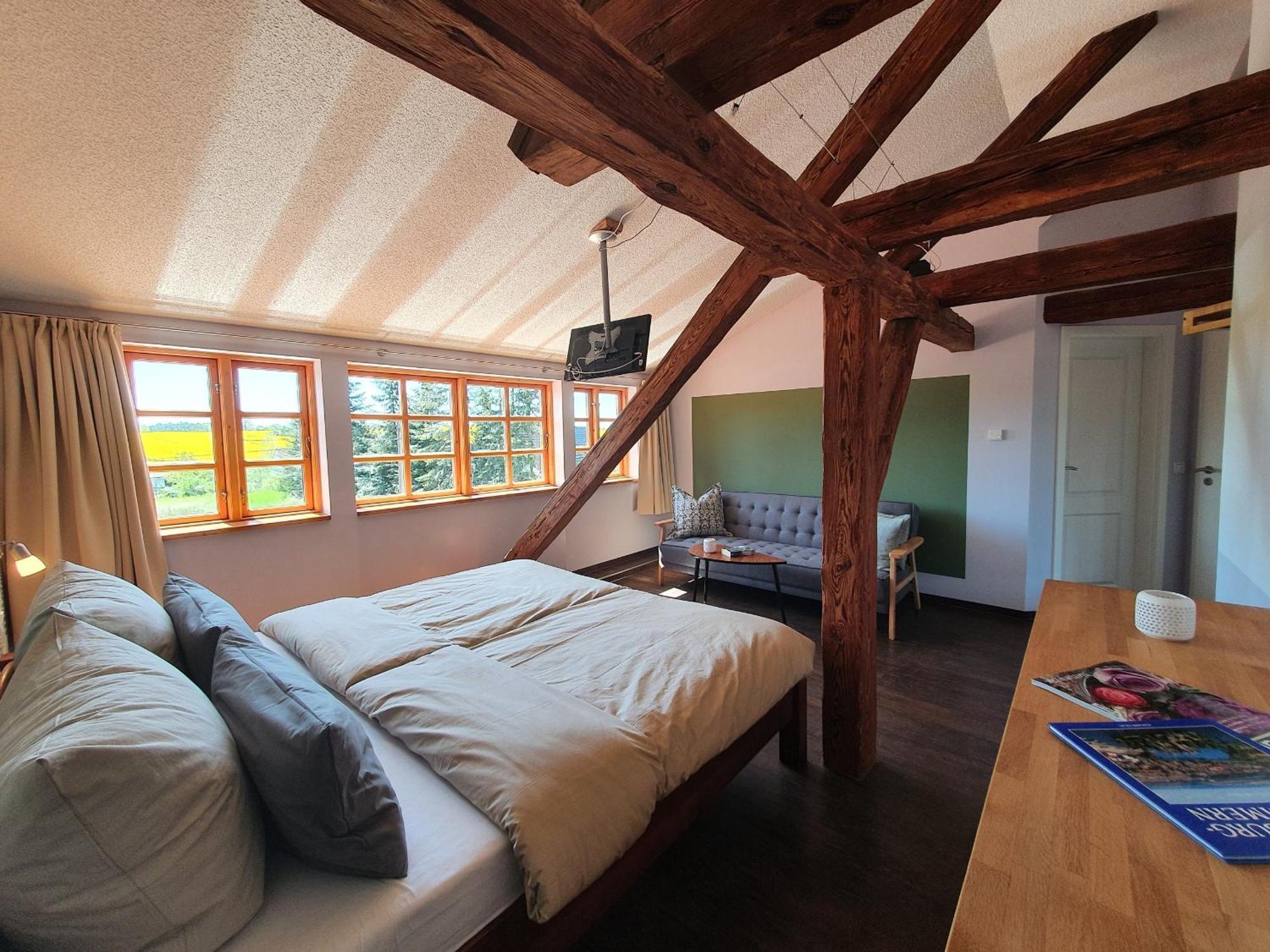 Schmiede1860 Bed & Breakfast Gross Dratow Room photo